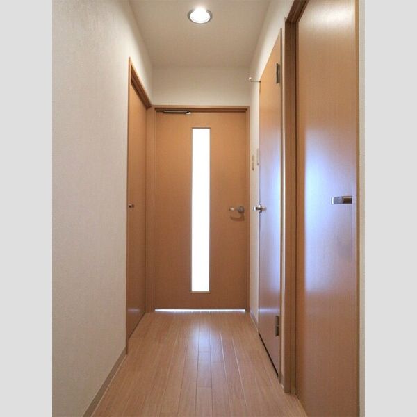 深見台レジデンス第2203号室 玄関(別角度)