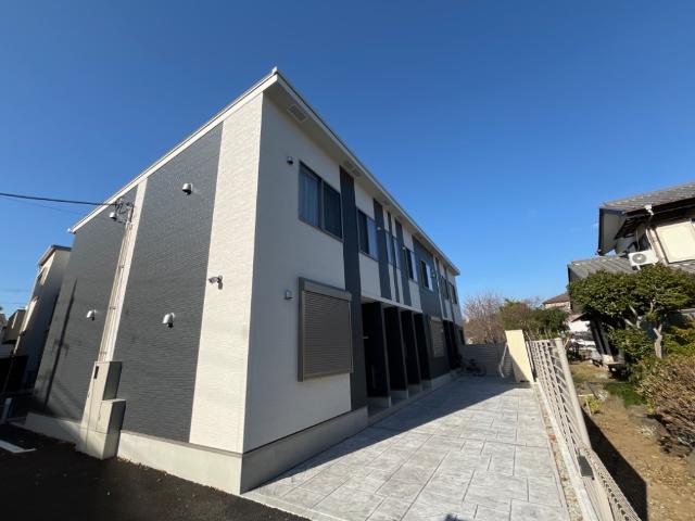 ジェメリ湘南 外観写真（昼）