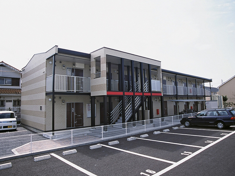 レオパレスドウージェムの外観画像