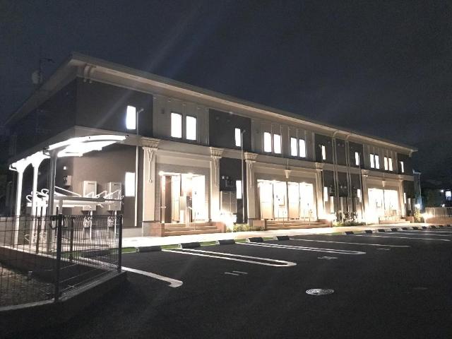 ウェルソア（Well　Soar）湘南 外観写真（夜）