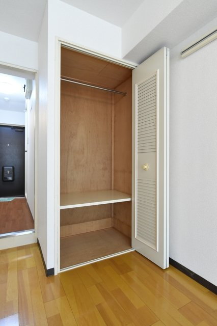 ドム雪ケ谷大塚 クローゼット