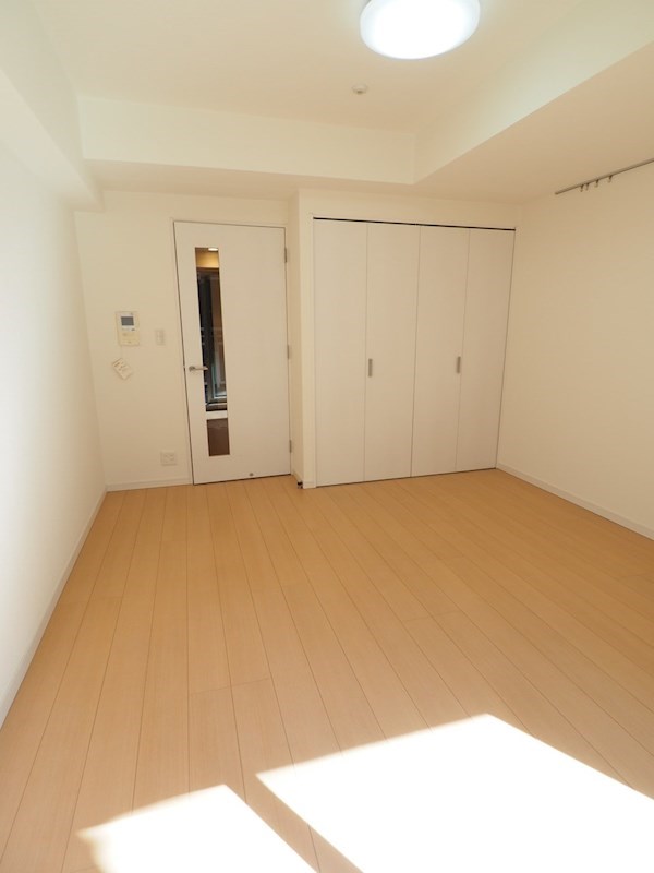 レジディア四谷三丁目2階 寝室