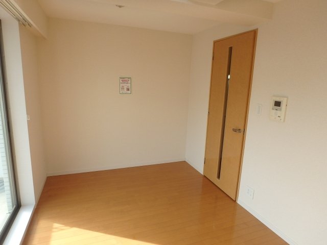 ユナイテッドグロー高田馬場3階 同建物別部屋の参考画像