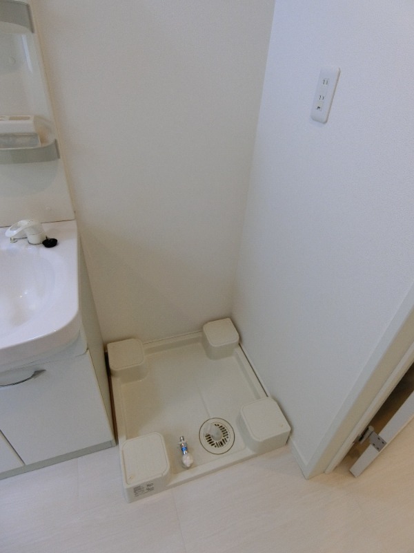 ＫＡＧＵＲＡＺＡＫＡ－ＭＹ 室内洗濯機置場