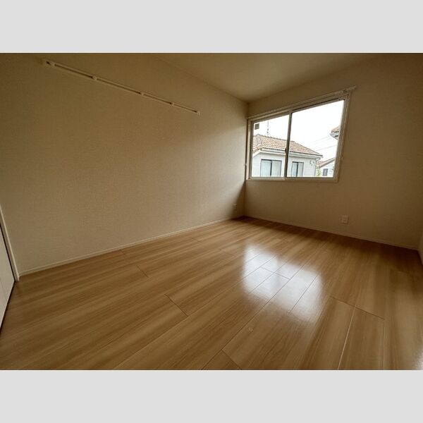 ラ・プランタン201号室 南側洋室