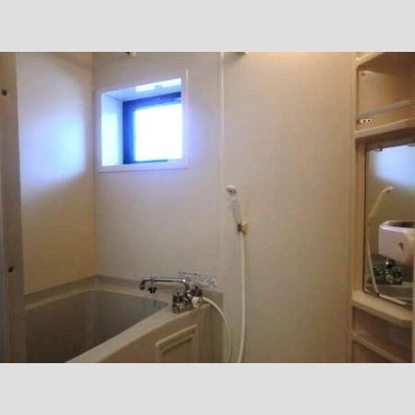 ベルドール203号室 浴室