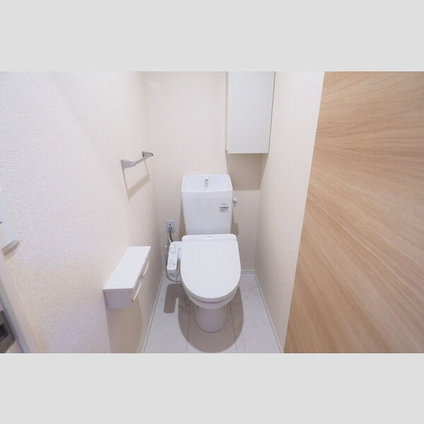 D-room港北202号室 温水洗浄暖房便座