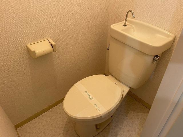 メゾン・コロナード1階 トイレ