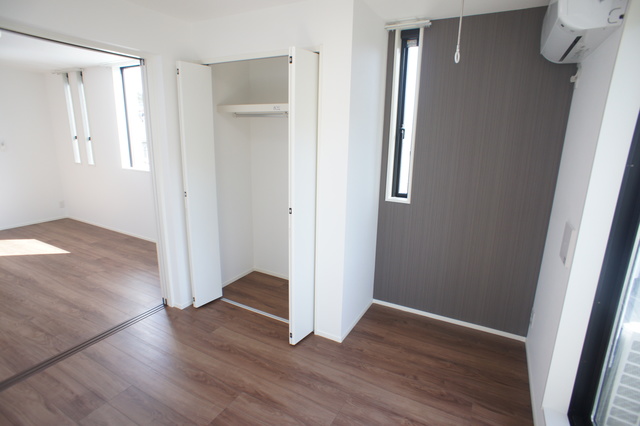 クオーレ田喜野井0301号室 アクセントクロス