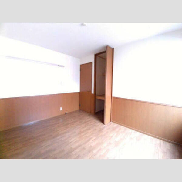 クレセントⅠ コンパクト収納でお部屋をスッキリ