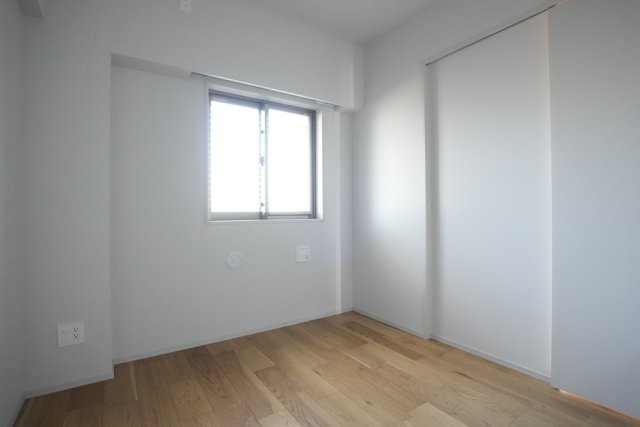 イニシア東京尾久7階 洋室2