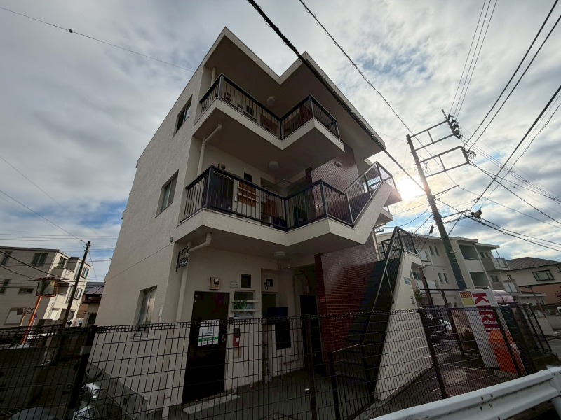 レジデンス府中是政1階 外観