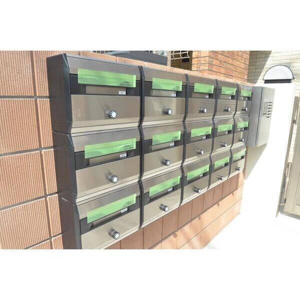 パルトネール中希望が丘I105号室 エントランス