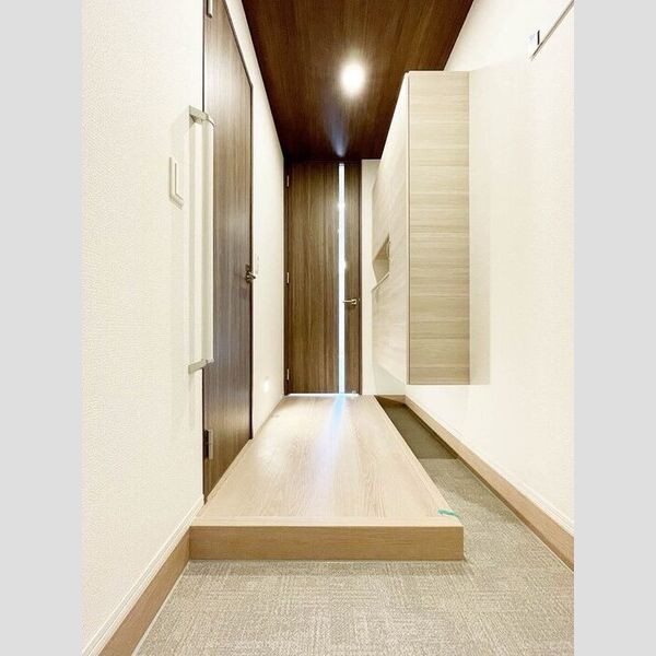 プライム レジデンス102号室 玄関