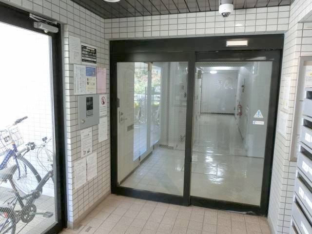 クリオ妙蓮寺弐番館3階 エントランス