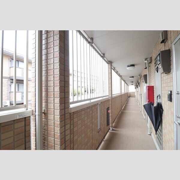 グランメール103号室 共用通路