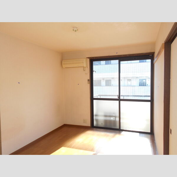 タウンコート(鶴ヶ島)202号室 洋室