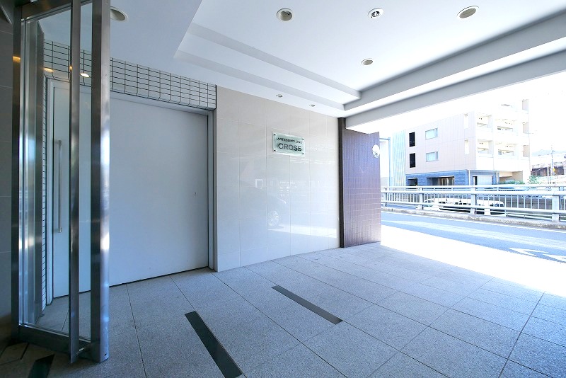 ＡＲＴＥＳＳＩＭＯ　ＬＩＮＫ　ＣＲＯＳＳ4階 外観