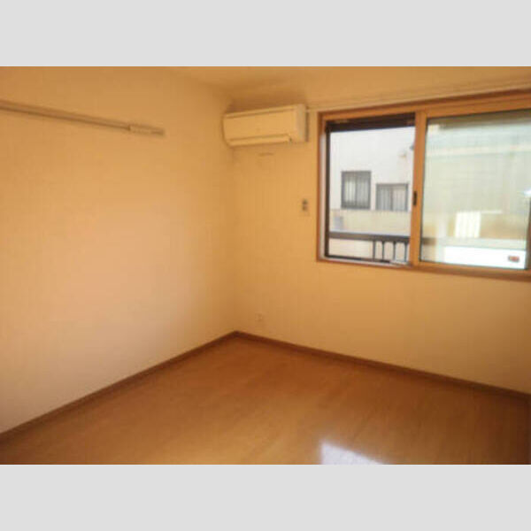 エレフセリア 東洋室