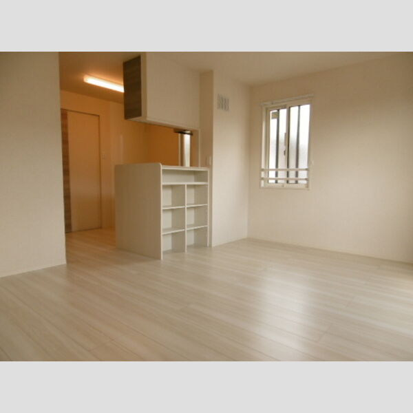 ラ・ヴェール石神井公園　B棟 リビングからカウンターキッチン