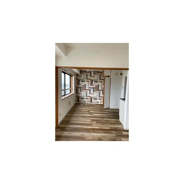 ヴィラ・フォーレスト リビング