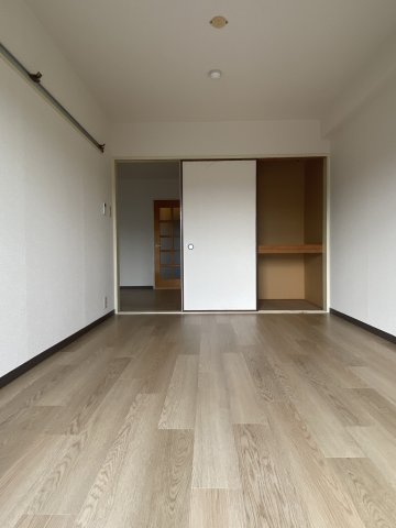 角田ビル0402号室 寝室