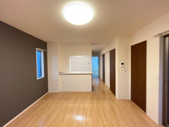 パーシモン00201号室 リビング