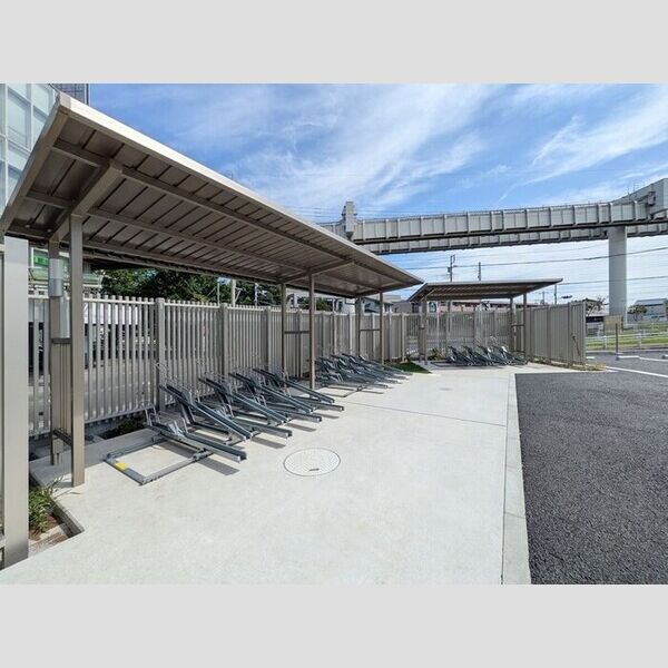 ガーベラ・グレイス 駐輪場