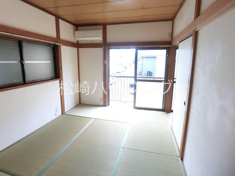 カームハウス諸岡 内観