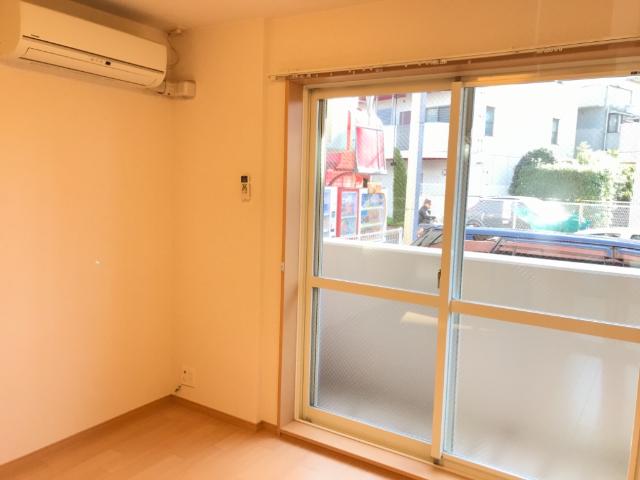 Ｂａｇｕｓ　Ｔｉｍｅ　Ｋ．Ｉ 洋室