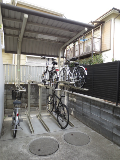 Ｙ’ｓ　Ｓｔｕｄｉｏ0206号室 駐輪場