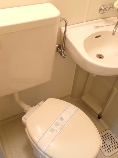 リバーサイド小林0109号室 トイレ