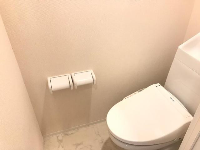 クレスト　タイガー トイレ