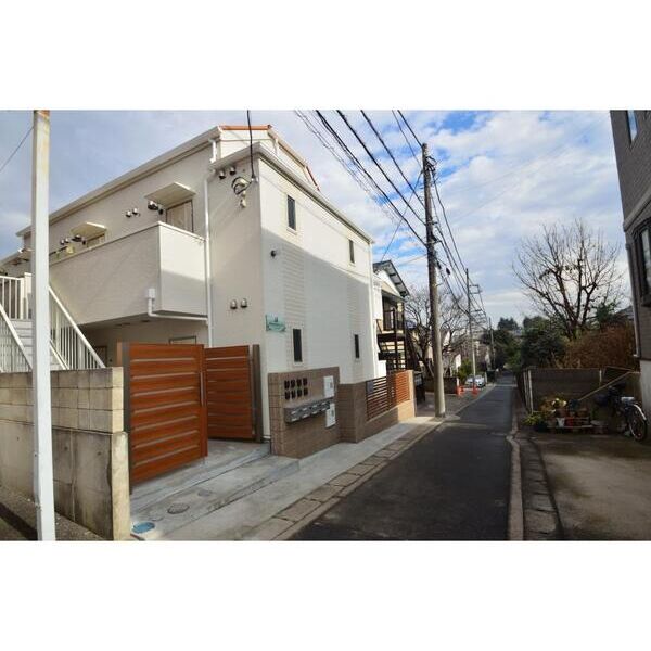 パルトネール日吉203号室 エントランス