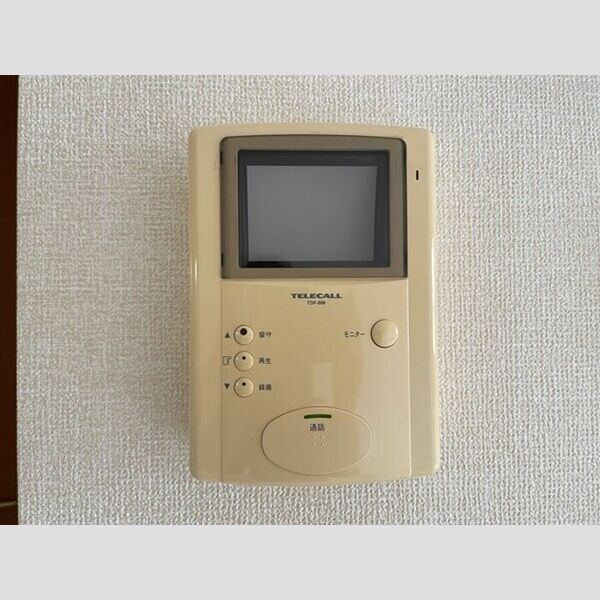 フローラルコート202号室 モニター付きインターホン