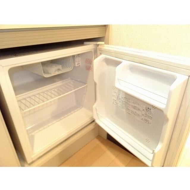 スリーワン0103号室 ミニ冷蔵庫