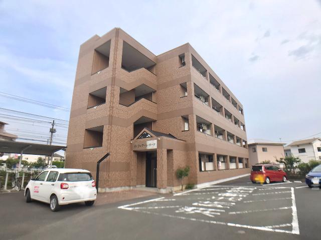 ヴィアーレ・ガーナ 外観写真（昼）