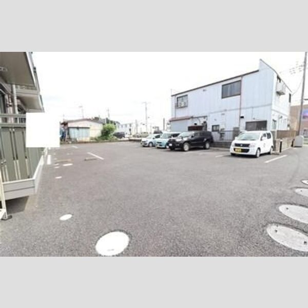 マミーパレス 駐車場