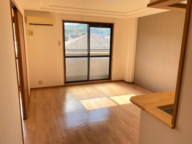 コンテント リビング