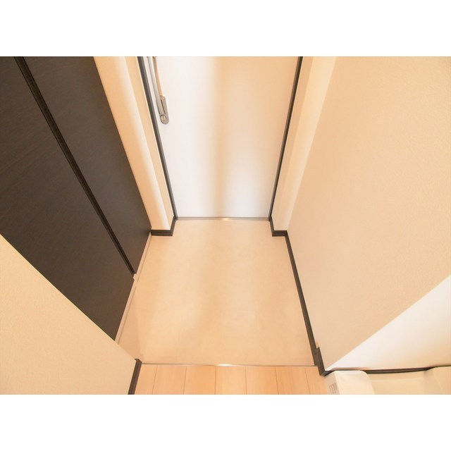 ＧＥＮＯＶＩＡお花茶屋ｓｋｙｇａｒｄｅｎ0409号室 玄関