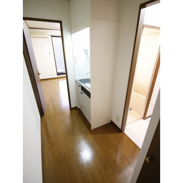 プレジール 浦和 内観