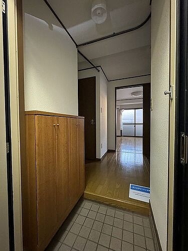 コンフォールハイム1階 共有部からの室内　※前回募集時2024年1月撮影