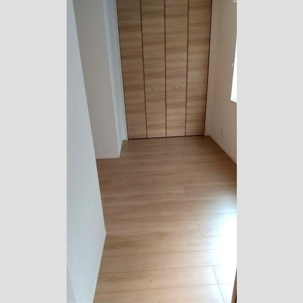 ラリュール江戸川Ⅰ101号室 洋室5、17帖