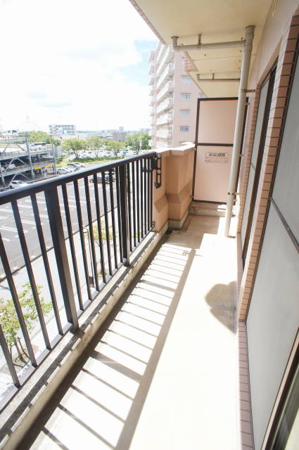 オーシャンビュー参番館0207号室 同タイプののお部屋の画像です。現況が異なる場合がございますのでご了承ください。