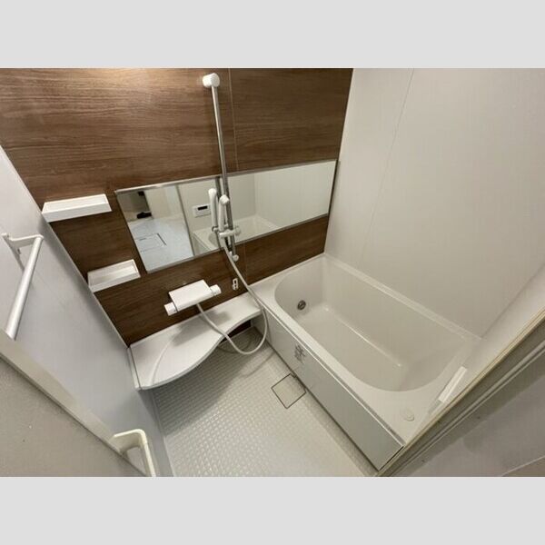 ライフマンションA・B　B203号室 浴室