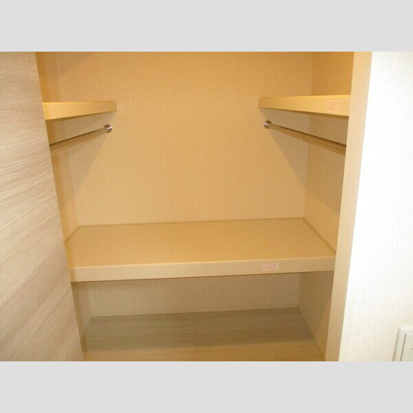 サニーハイム 103