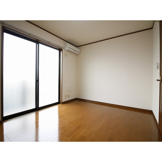 アムール 金谷 内観