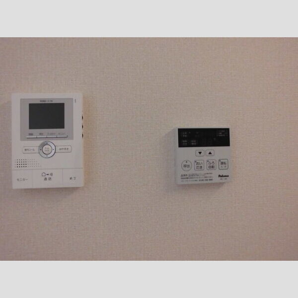 ブルーメ テレビインターホン・おいだき給湯