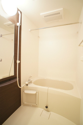 リブリ・PLAGE江ノ島1階 お風呂