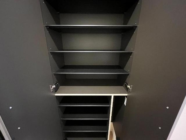 ウエストリーフⅡ 下駄箱